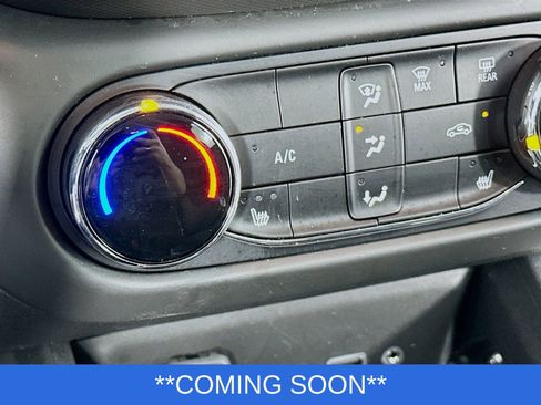 Used 2022 Chevrolet TrailBlazer LT w/ Driver Confidence Package image 18