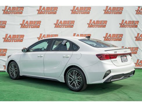 Used 2023 Kia Forte LXS w/ LXS Technology Package FWD image 3