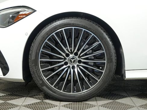 Certified 2026 Mercedes-Benz CLE 300 4MATIC Cabriolet image 9