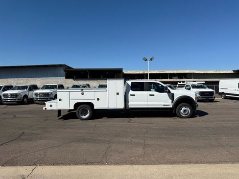 New 2026 Ford F550 4x4 Crew Cab Super Duty image 2