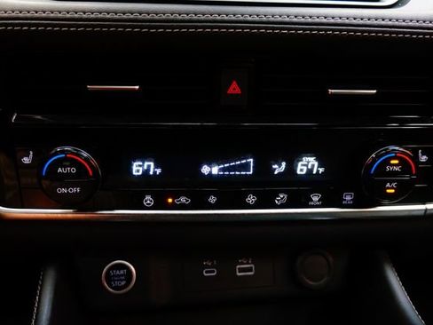 Certified 2023 Nissan Rogue SL AWD/4WD image 34