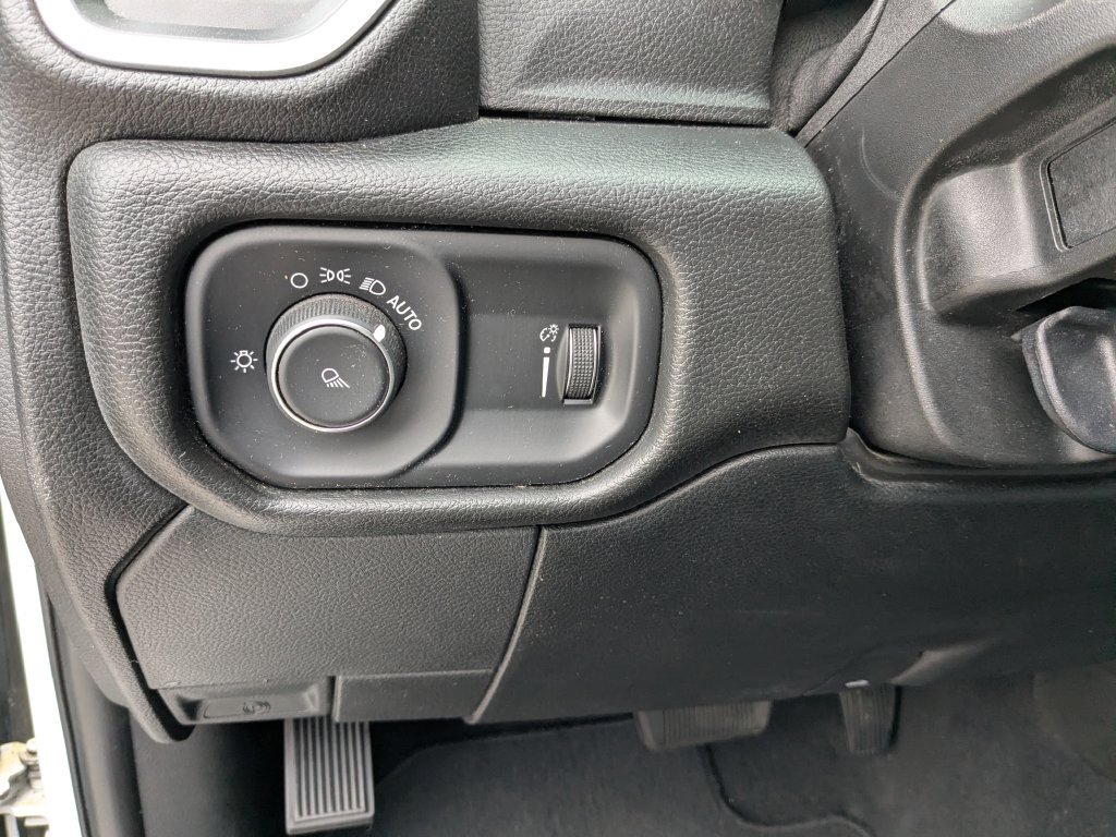 Used 2021 RAM 2500 Big Horn AWD/4WD image 25