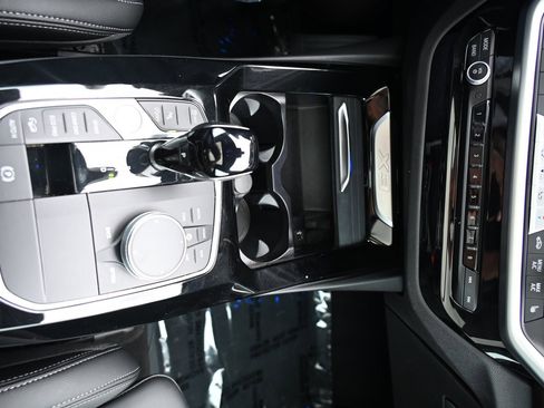 Used 2023 BMW X3 xDrive30i w/ Convenience Package image 16