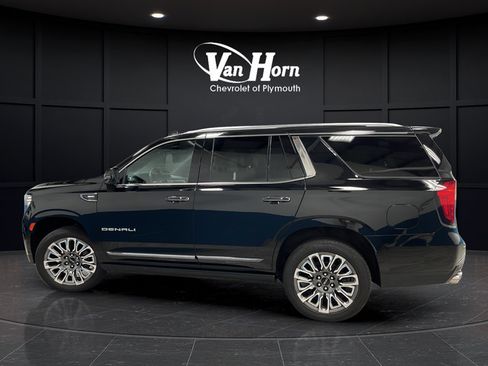 Used 2023 GMC Yukon Denali Ultimate AWD/4WD image 4