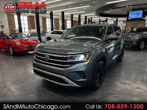 Used 2022 Volkswagen Atlas SE w/ Panoramic Sunroof Package FWD image 1