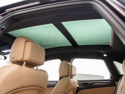 New 2026 Porsche Macan image 18