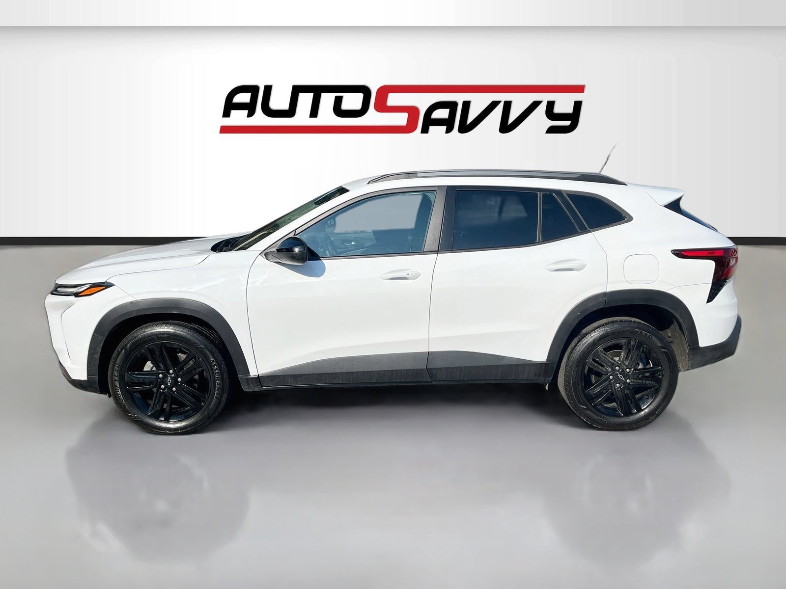 Used 2025 Chevrolet Trax ACTIV w/ Sunroof Package FWD image 4