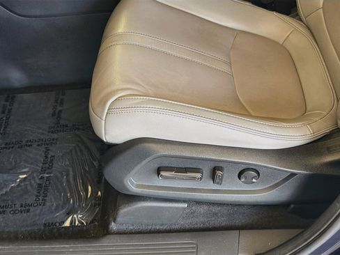 Used 2024 Honda Pilot EX-L image 17