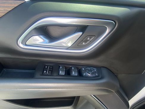 Used 2024 Chevrolet Tahoe High Country w/ Premium Package AWD/4WD image 11