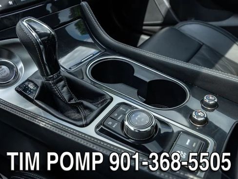 Used 2023 Nissan Maxima Platinum w/ Sport Mat Group FWD image 22