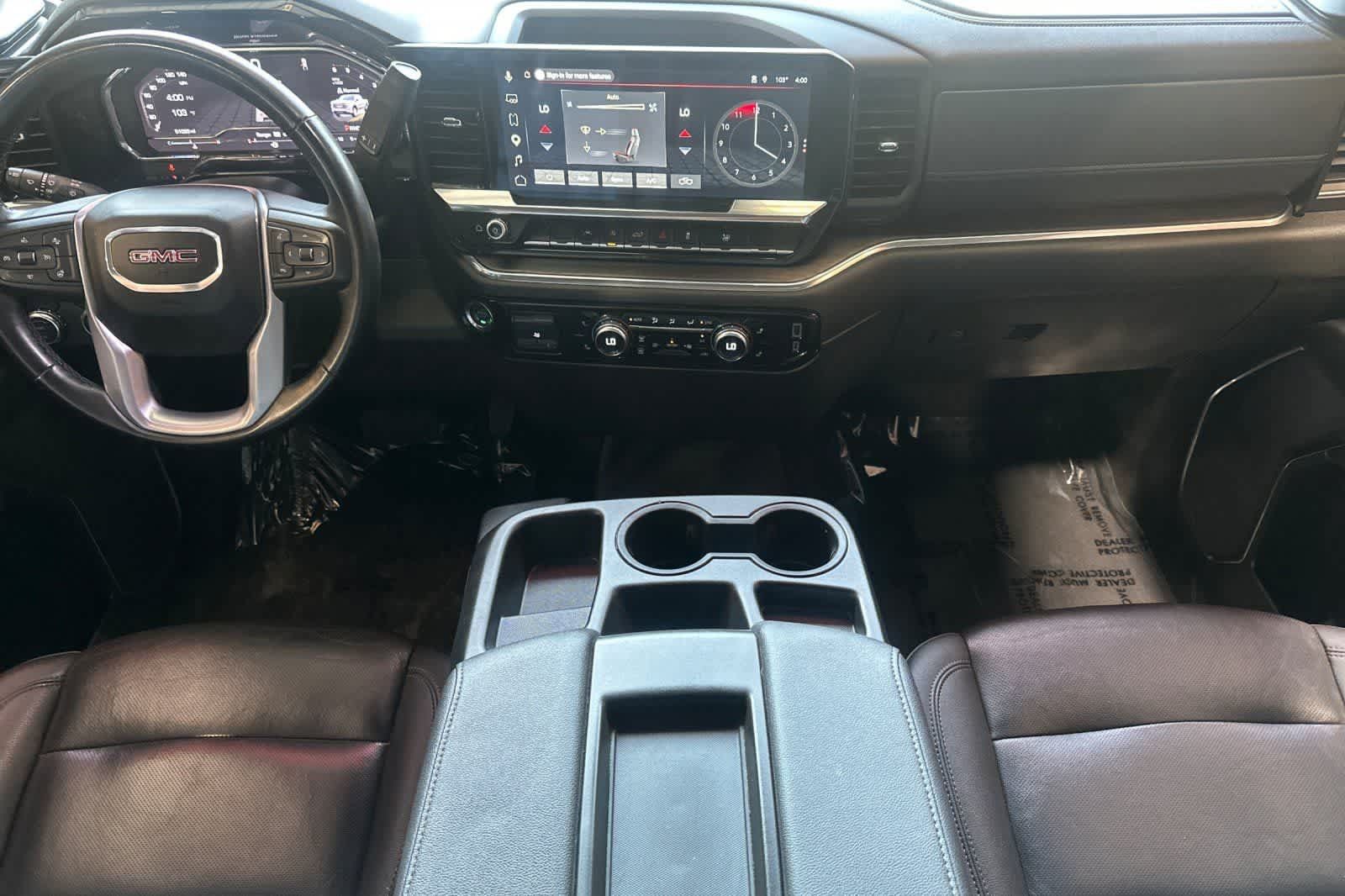 Used 2025 GMC Sierra 1500 SLT RWD image 4