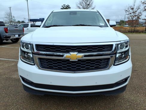 Used 2020 Chevrolet Tahoe LT w/ Luxury Package image 2