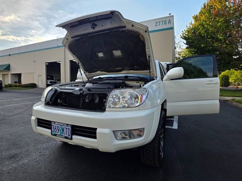 Used 2005 Toyota 4Runner Limited image 25