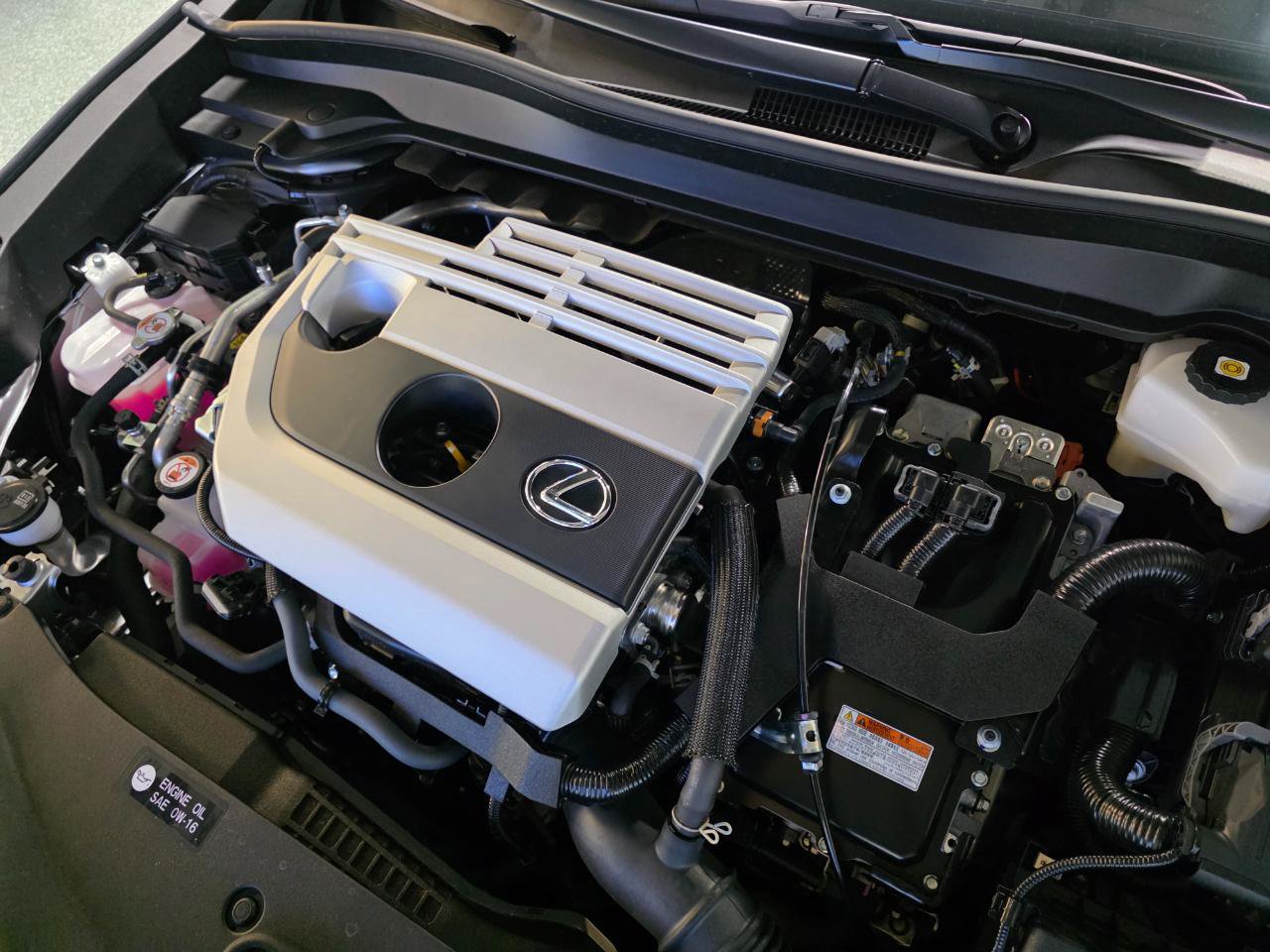 Used 2024 Lexus UX 250h F Sport FWD image 42