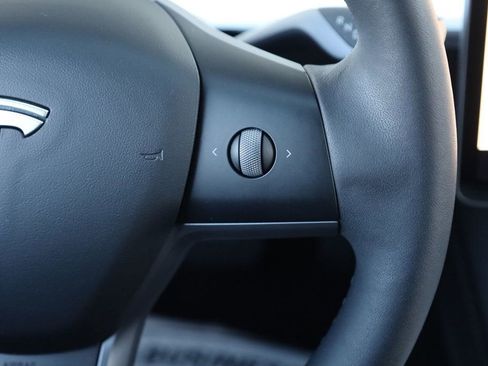 Used 2022 Tesla Model 3 Long Range image 29