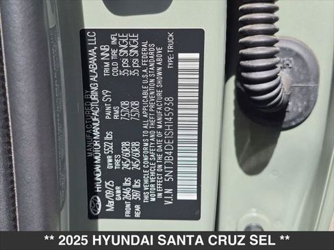 Used 2025 Hyundai Santa Cruz SEL FWD image 25