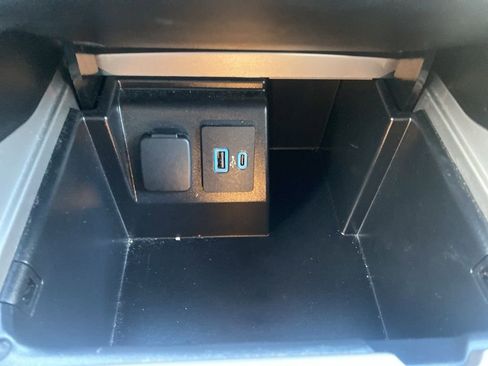 Used 2023 Ford Explorer XLT w/ Equipment Group 202A image 30