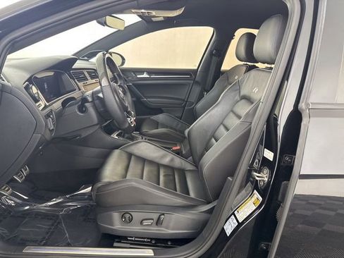 Used 2018 Volkswagen Golf R 4-Door AWD/4WD image 21