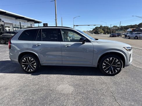 New 2026 Volvo XC90 B6 Ultra w/ Lounge Package image 6