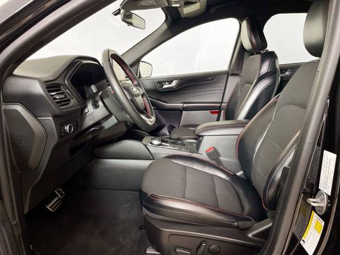 Used 2023 Ford Escape ST-Line AWD/4WD image 5
