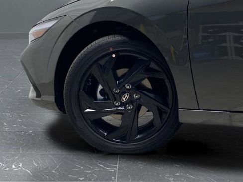 New 2026 Hyundai Elantra SEL Sport Premium FWD image 30