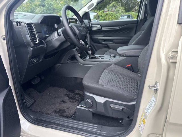 New 2026 Ford Ranger XLT w/ Black Appearance Package AWD/4WD image 8
