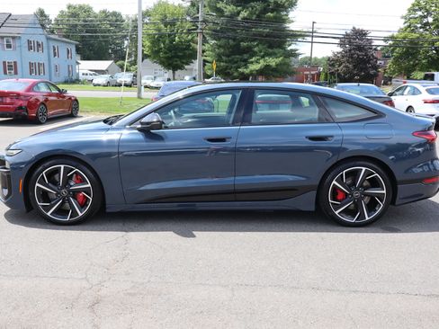 Used 2025 Audi S6 e-tron Premium Plus w/ Premium Plus AWD/4WD image 8