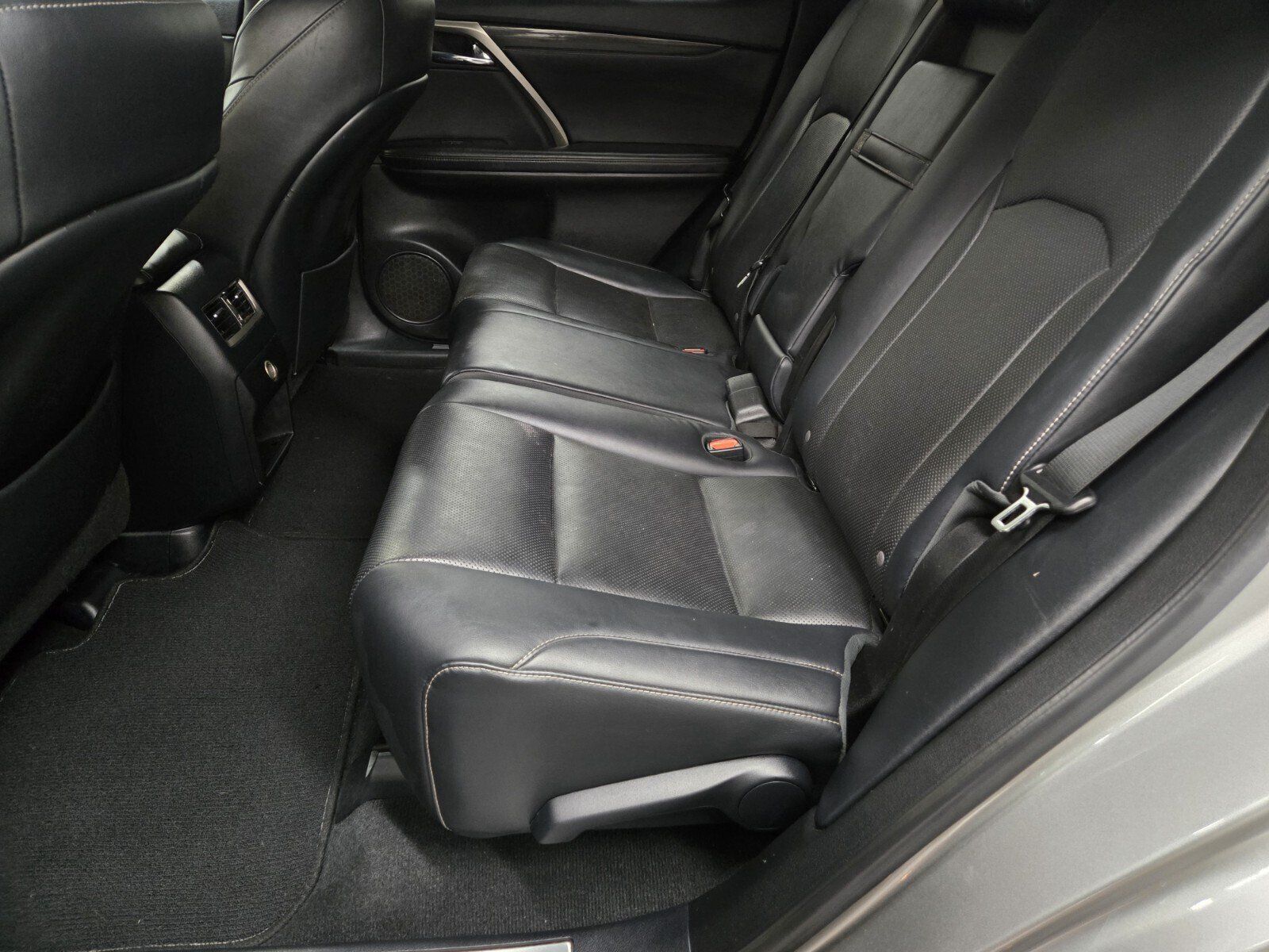 Used 2018 Lexus RX 350 FWD w/ Accessory Package image 9