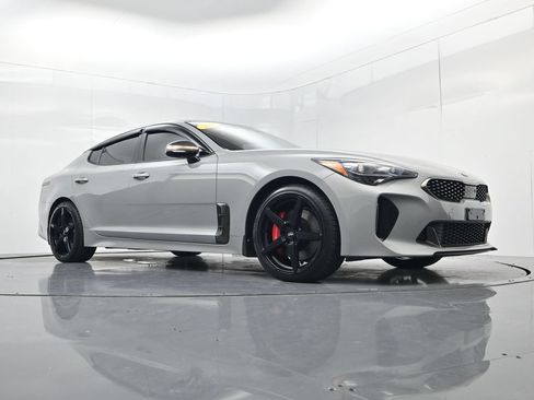 Used 2019 Kia Stinger GT2 AWD/4WD image 45