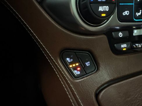 Used 2016 Chevrolet Tahoe LTZ AWD/4WD image 43