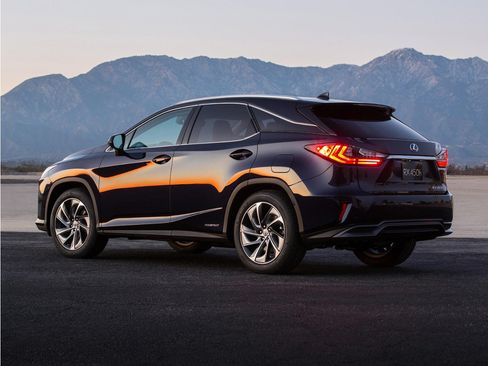 Used 2018 Lexus RX 450h F Sport w/ Accessory Package AWD/4WD image 4