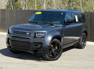 Used 2023 Land Rover Defender 110 X-Dynamic SE video 1