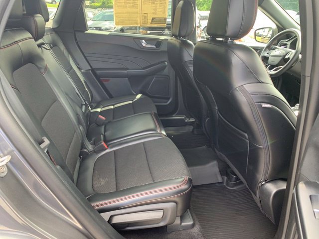 Used 2025 Ford Escape ST-Line AWD/4WD image 13
