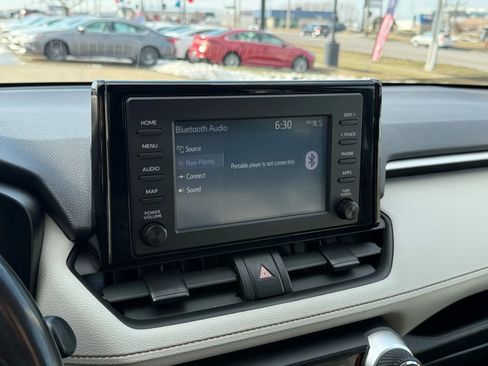 Used 2019 Toyota RAV4 XLE w/ Convenience Package image 34