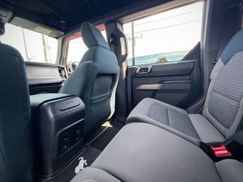 Used 2021 Ford Bronco Outer Banks image 19