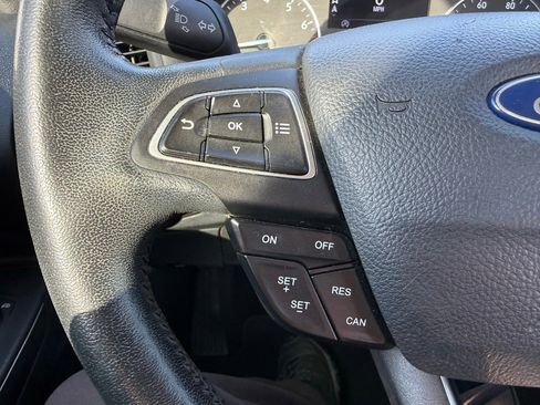 Used 2020 Ford EcoSport SE w/ SE Convenience Package image 13