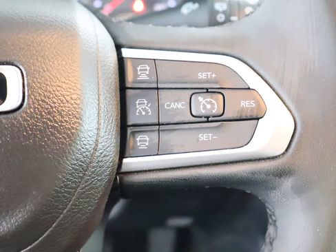 Used 2025 Jeep Compass Limited AWD/4WD image 34