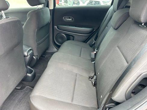 Used 2016 Honda HR-V LX image 14