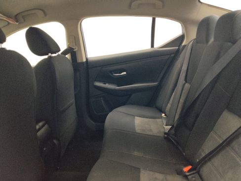Used 2025 Nissan Sentra SR FWD image 18