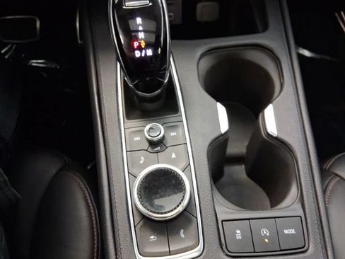 Used 2020 Cadillac XT4 Sport AWD/4WD image 21