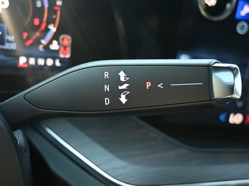 Used 2025 Chevrolet Tahoe Premier image 40