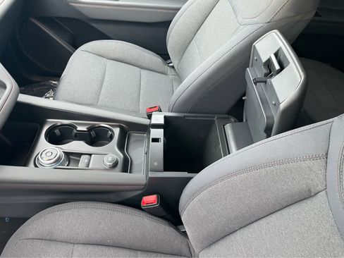 Used 2026 Ford Explorer Active image 31