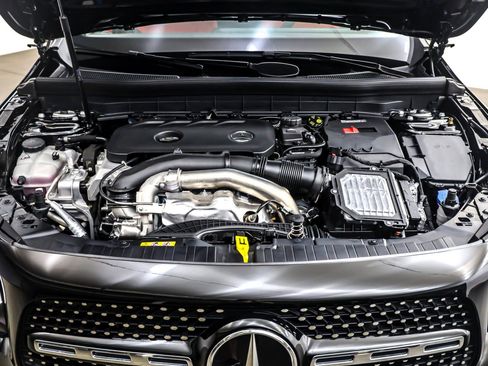 New 2026 Mercedes-Benz GLB 250 image 11