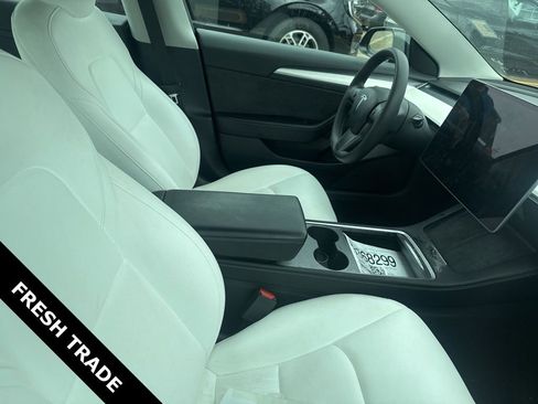 Used 2022 Tesla Model 3 Long Range image 8