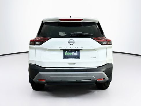 Used 2023 Nissan Rogue S AWD/4WD image 7