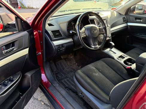 Used 2013 Subaru Outback 2.5i Premium w/ All-Weather Pkg image 5