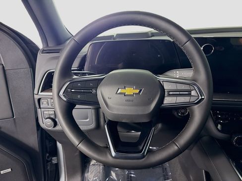 New 2025 Chevrolet Suburban Premier image 11