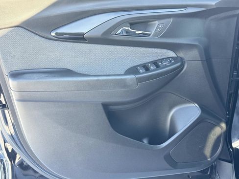 Used 2023 Chevrolet TrailBlazer LT image 17