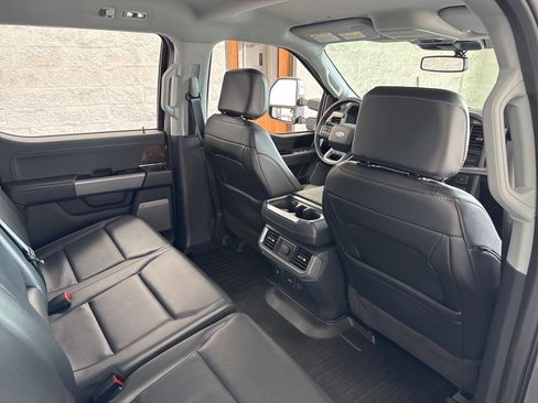 Used 2023 Ford F150 Lariat w/ Trailer Tow Package image 45