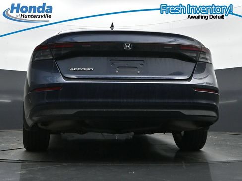 Used 2024 Honda Accord EX image 31
